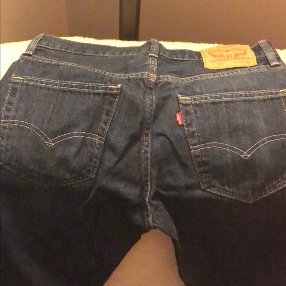 Levi’s pants - Picture 3 of 5